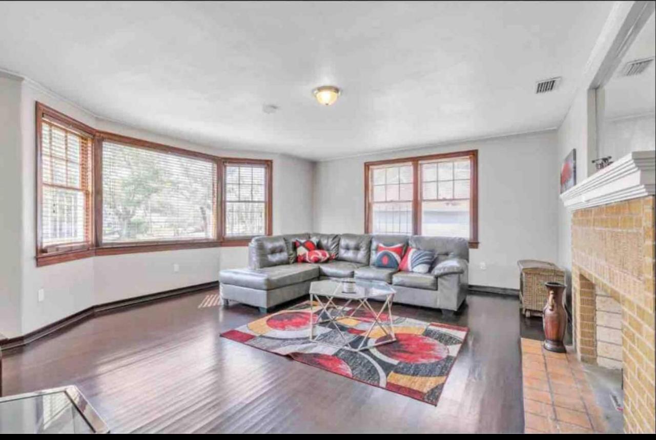 Comfy Pet Friendly Home In Jacksonville Mins To Downtown'S Kültér fotó