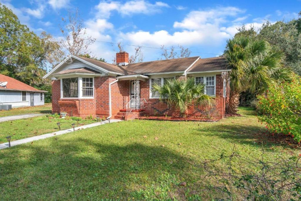Comfy Pet Friendly Home In Jacksonville Mins To Downtown'S Kültér fotó