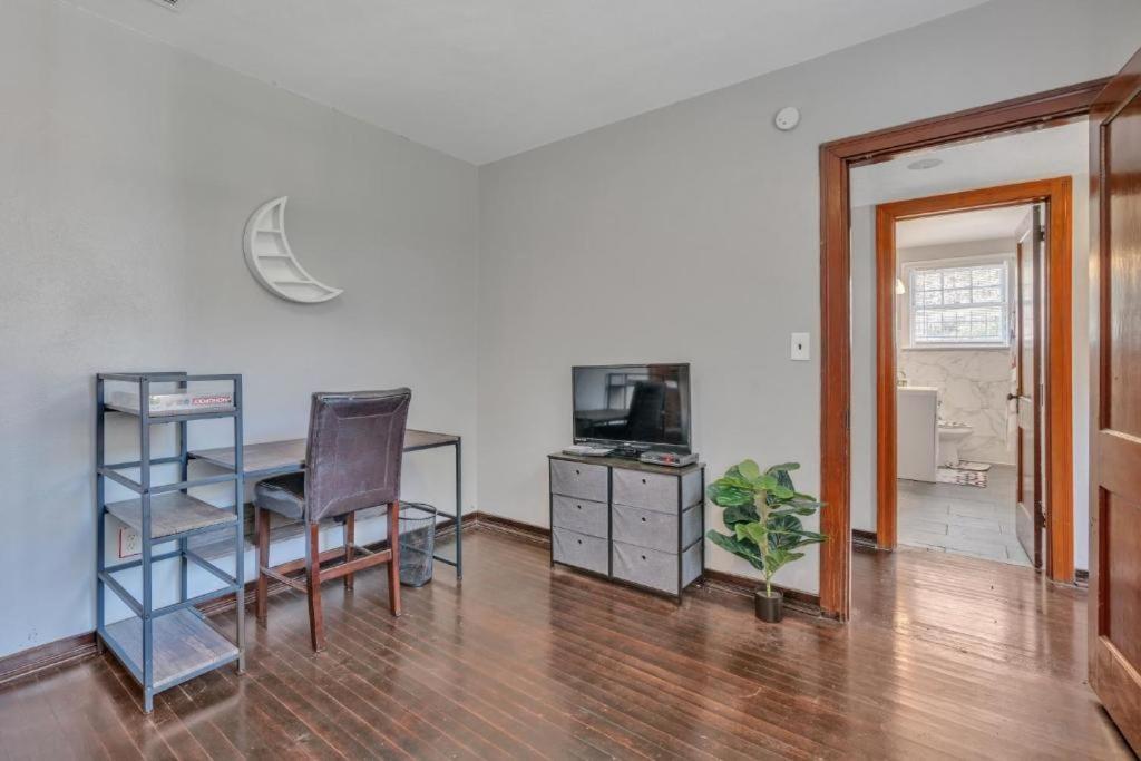 Comfy Pet Friendly Home In Jacksonville Mins To Downtown'S Kültér fotó