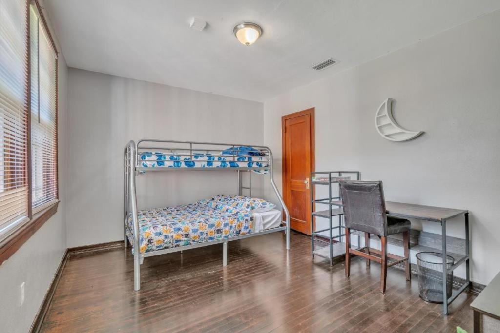 Comfy Pet Friendly Home In Jacksonville Mins To Downtown'S Kültér fotó