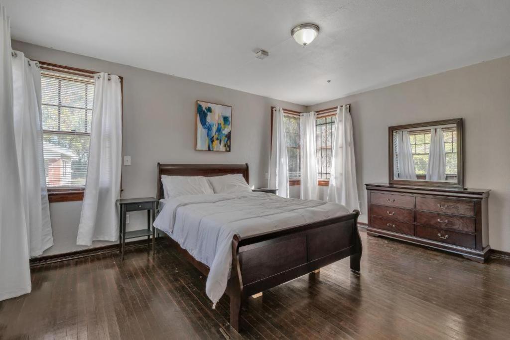 Comfy Pet Friendly Home In Jacksonville Mins To Downtown'S Kültér fotó