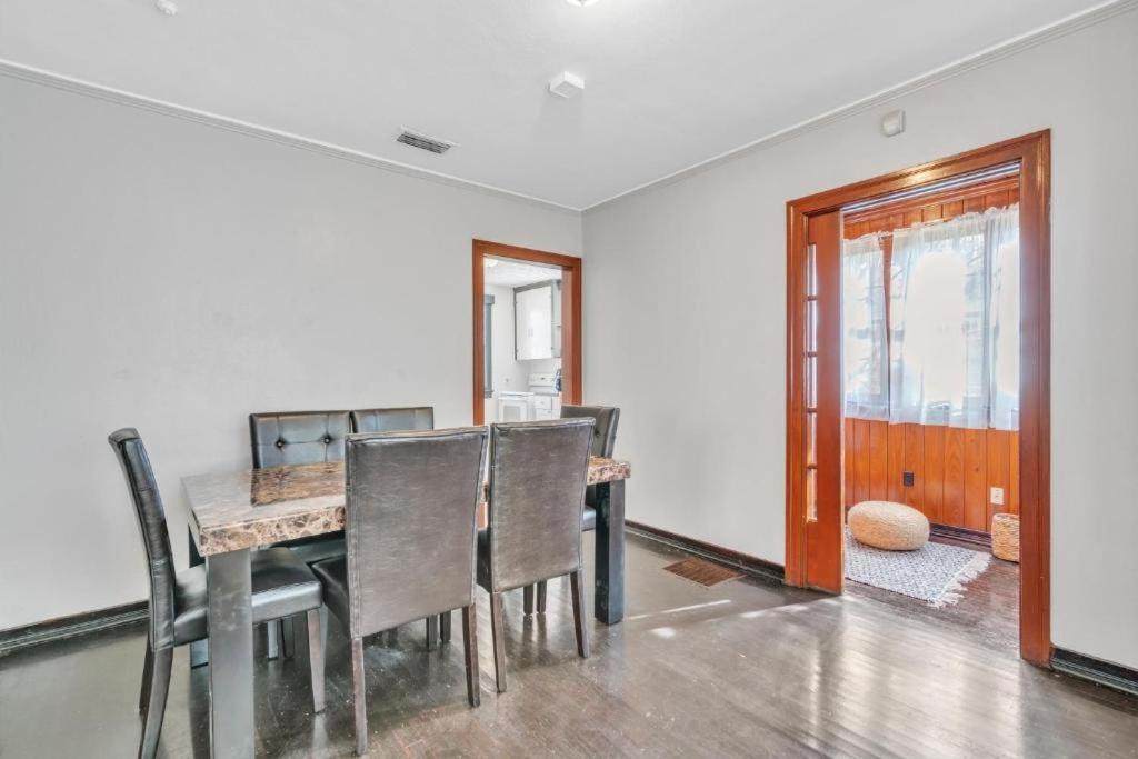 Comfy Pet Friendly Home In Jacksonville Mins To Downtown'S Kültér fotó