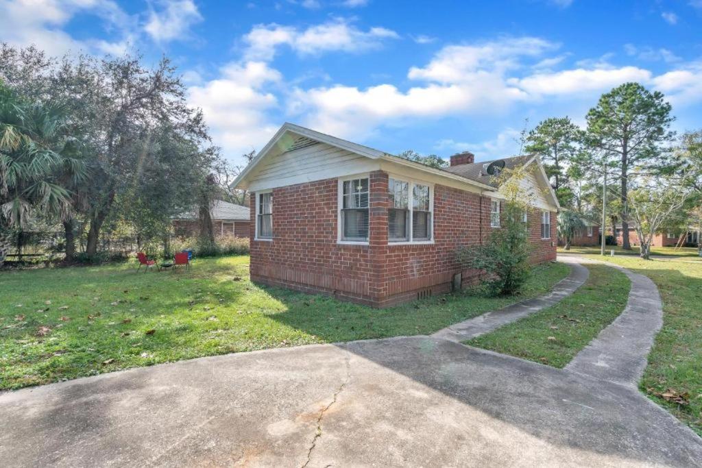 Comfy Pet Friendly Home In Jacksonville Mins To Downtown'S Kültér fotó