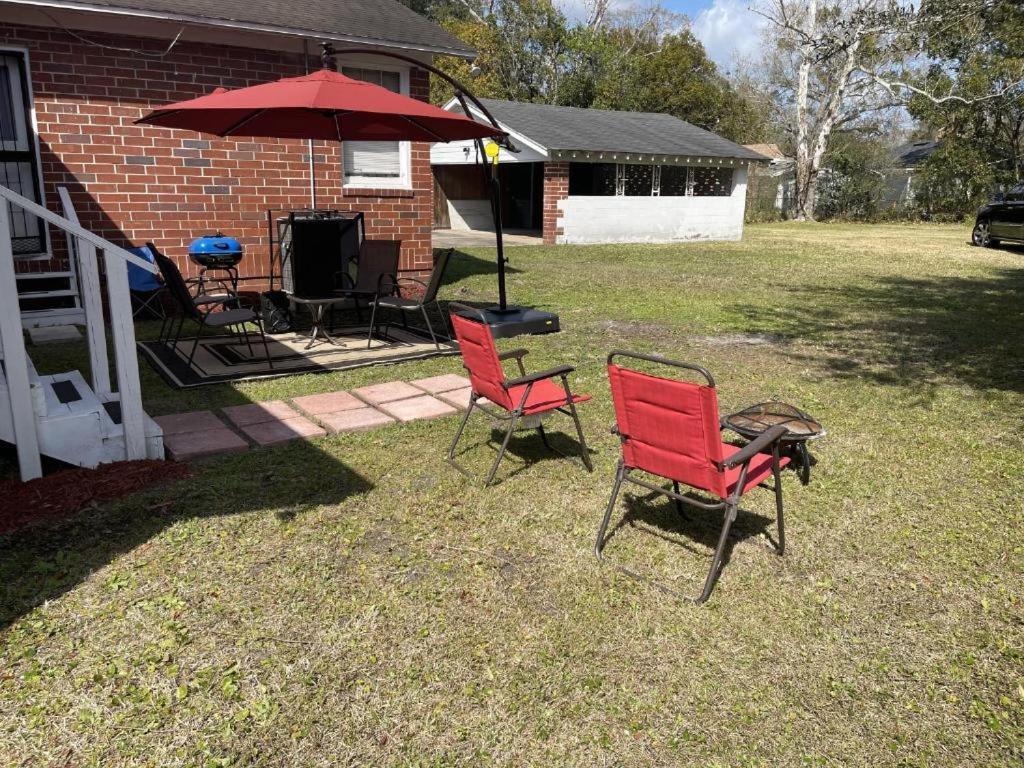 Comfy Pet Friendly Home In Jacksonville Mins To Downtown'S Kültér fotó