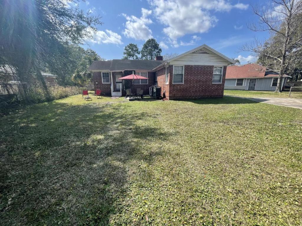 Comfy Pet Friendly Home In Jacksonville Mins To Downtown'S Kültér fotó